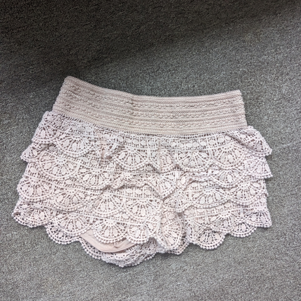 Rewind Pink Lacy Shorts Medium